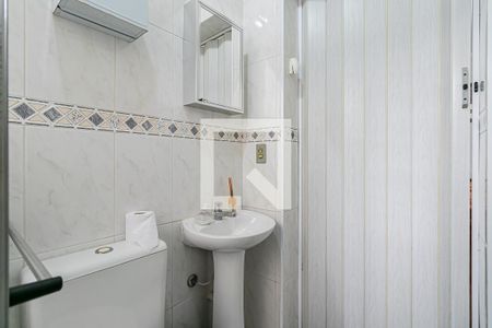 Casa à venda com 274m², 4 quartos e 4 vagasBanheiro da Suíte 2