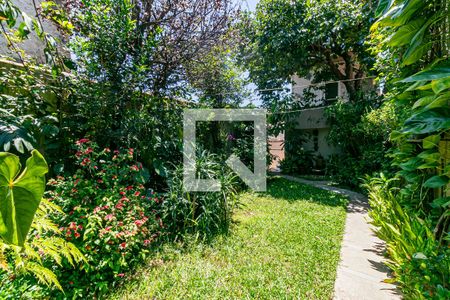 Casa à venda com 274m², 4 quartos e 4 vagasQuintal / Jardim