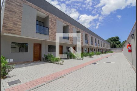 Casa de condomínio à venda com 120m², 2 quartos e 1 vagaÁrea comum
