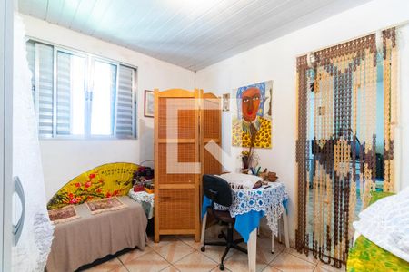 Casa à venda com 70m², 3 quartos e 2 vagas Casa à venda com 70m², 3 quartos e 2 vagasQuarto