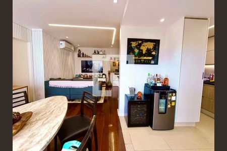 Sala de apartamento à venda com 3 quartos, 105m² em Lagoa, Rio de Janeiro