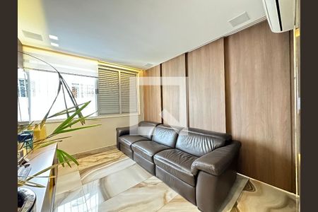 Sala 2 de apartamento para alugar com 3 quartos, 180m² em Lourdes, Belo Horizonte