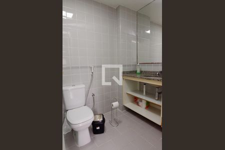 Apartamento à venda com 65m², 2 quartos e 1 vagaBanheiro da Suíte