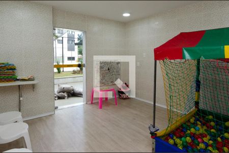 Apartamento à venda com 65m², 2 quartos e 1 vagaÁrea comum