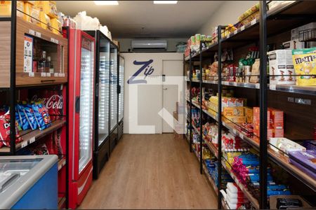 Apartamento à venda com 65m², 2 quartos e 1 vagaÁrea comum