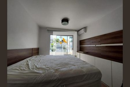 Casa à venda com 4 quartos, 350m² em Freguesia de Jacarepaguá, Rio de Janeiro