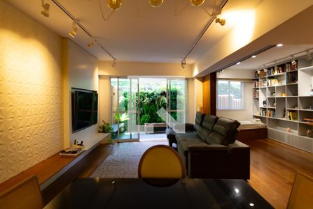 Sala  de apartamento à venda com 3 quartos, 150m² em Leblon, Rio de Janeiro