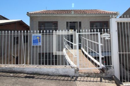 Casa à venda com 250m², 4 quartos e 2 vagasFachada