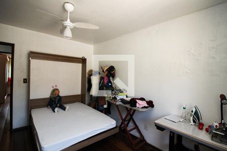 Casa à venda com 250m², 4 quartos e 2 vagasQuarto 2