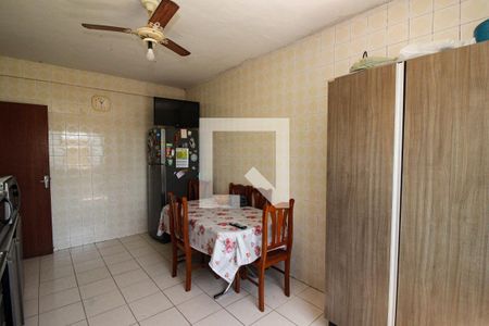 Casa à venda com 250m², 4 quartos e 2 vagasCozinha