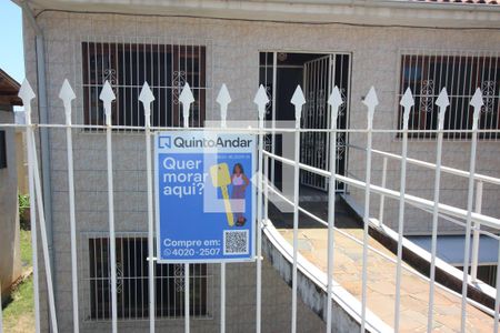 Casa à venda com 250m², 4 quartos e 2 vagasFachada