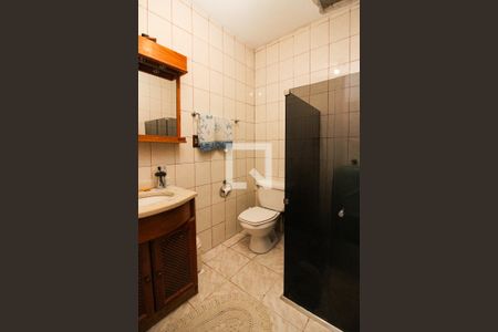 Casa à venda com 250m², 4 quartos e 2 vagasBanheiro 1