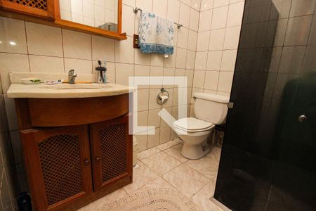 Casa à venda com 250m², 4 quartos e 2 vagasBanheiro 1