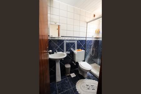 Casa à venda com 250m², 4 quartos e 2 vagasBanheiro 2