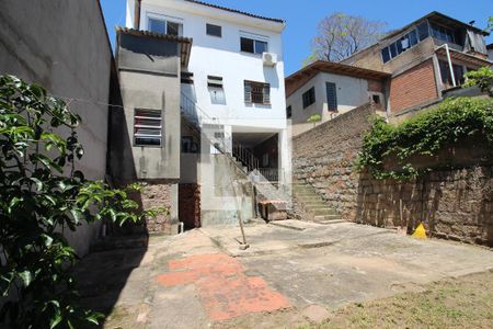 Casa à venda com 250m², 4 quartos e 2 vagasQuintal