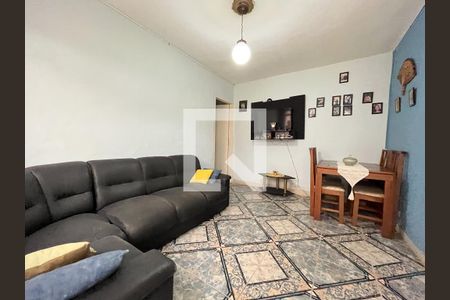 Casa à venda com 177m², 4 quartos e 2 vagas Casa à venda com 177m², 4 quartos e 2 vagasSala Edícula