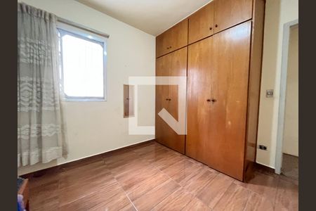 Casa à venda com 177m², 4 quartos e 2 vagas Casa à venda com 177m², 4 quartos e 2 vagasQuarto 2