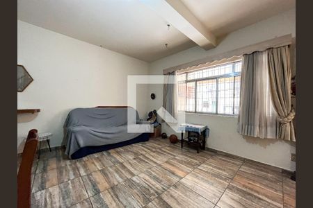 Sala de casa à venda com 4 quartos, 177m² em Jardim Lourdes, São Paulo