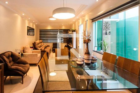 Casa à venda com 145m², 4 quartos e 2 vagasSala de jantar