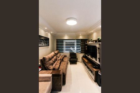 Casa à venda com 145m², 4 quartos e 2 vagasSala