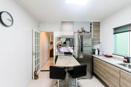 Casa à venda com 145m², 4 quartos e 2 vagasCozinha