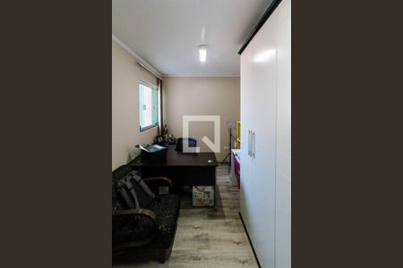 Casa à venda com 145m², 4 quartos e 2 vagasCloset Suite 03