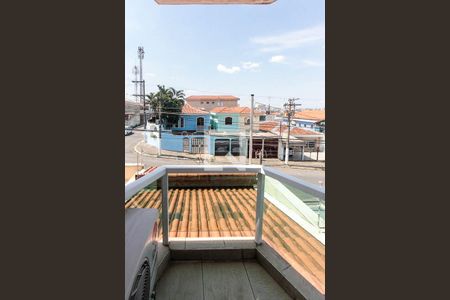 Casa à venda com 145m², 4 quartos e 2 vagasVaranda