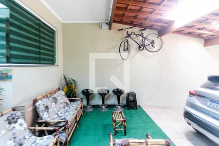 Casa à venda com 145m², 4 quartos e 2 vagasGaragem