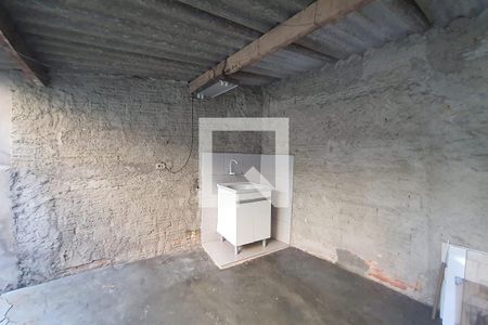 Casa à venda com 140m², 2 quartos e 2 vagas Casa à venda com 140m², 2 quartos e 2 vagasQuintal