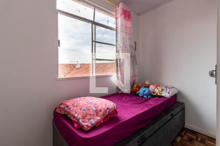 Quarto 1 de apartamento para alugar com 3 quartos, 46m² em Cidade Industrial, Curitiba