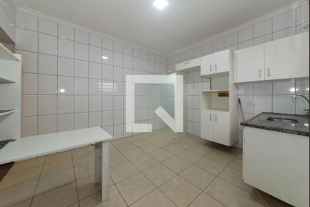 Casa à venda com 150m², 2 quartos e 2 vagas Casa à venda com 150m², 2 quartos e 2 vagasCozinha