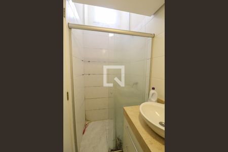 Casa à venda com 132m², 3 quartos e 1 vaga Casa à venda com 132m², 3 quartos e 1 vagaBanheiro 2