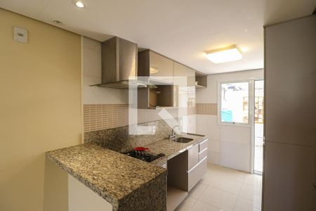 Casa à venda com 132m², 3 quartos e 1 vaga Casa à venda com 132m², 3 quartos e 1 vagaCozinha