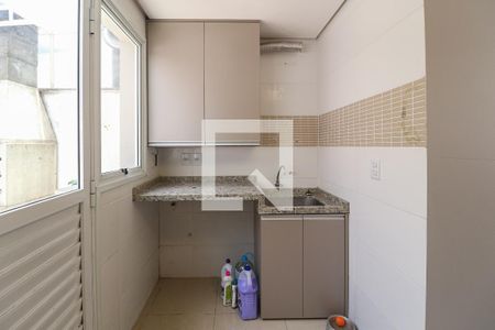 Casa à venda com 132m², 3 quartos e 1 vaga Casa à venda com 132m², 3 quartos e 1 vagaÁrea de Serviço