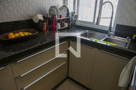 Apartamento à venda com 103m², 3 quartos e 2 vagasCozinha