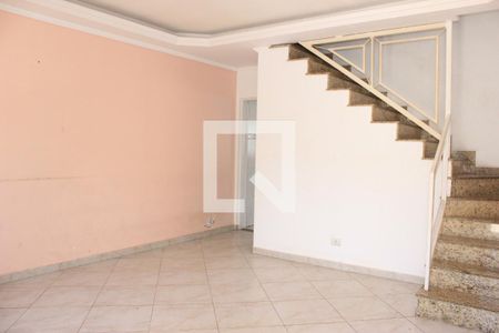 Sala 1 de casa para alugar com 3 quartos, 170m² em Vila Francisco Mineiro, Guarulhos