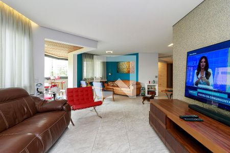 Apartamento à venda com 132m², 2 quartos e 3 vagasSala