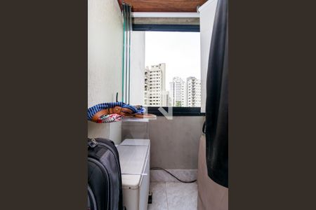 Apartamento à venda com 132m², 2 quartos e 3 vagasSuíte - Sacada