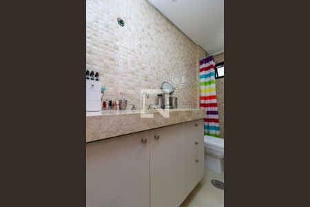 Apartamento à venda com 132m², 2 quartos e 3 vagasBanheiro 2