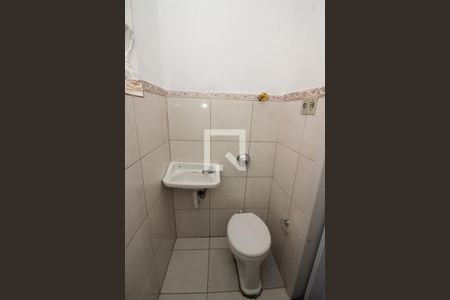Banheiro de apartamento para alugar com 1 quarto, 25m² em Centro Histórico, Porto Alegre