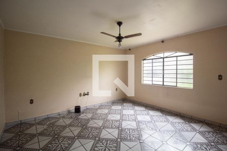 Sala 2 de casa à venda com 4 quartos, 500m² em Itaquera, São Paulo