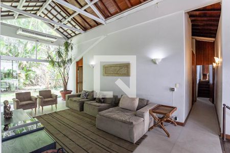 Sala 1 de casa para alugar com 4 quartos, 600m² em Jardim Atlântico, Belo Horizonte