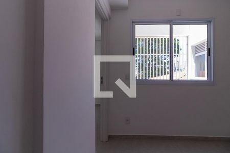 Sala de apartamento para alugar com 1 quarto, 27m² em Jardim Trussardi, São Paulo