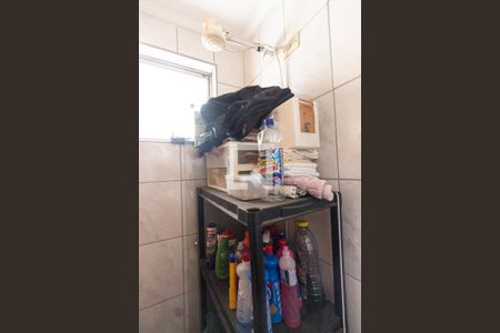 Apartamento à venda com 79m², 2 quartos e 1 vaga Apartamento à venda com 79m², 2 quartos e 1 vagaBanheiro de serviço