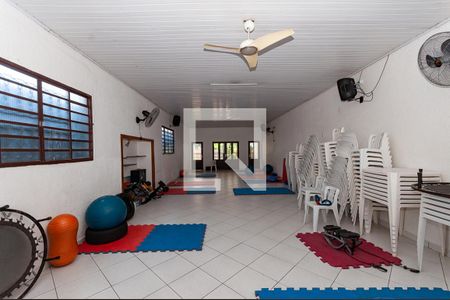 Apartamento à venda com 79m², 2 quartos e 1 vaga Apartamento à venda com 79m², 2 quartos e 1 vagaSalão de Festas