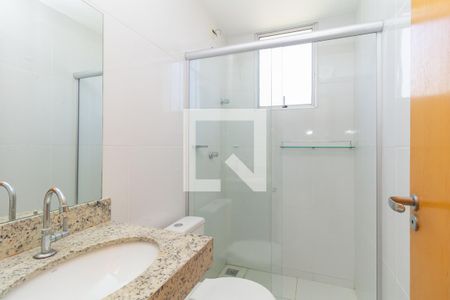 Banheiro  de apartamento à venda com 3 quartos, 97m² em Glória, Belo Horizonte