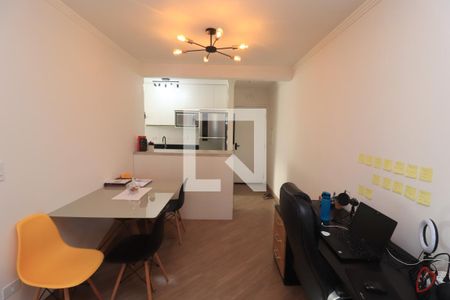 Sala de TV de apartamento à venda com 2 quartos, 55m² em Vila Aricanduva, São Paulo