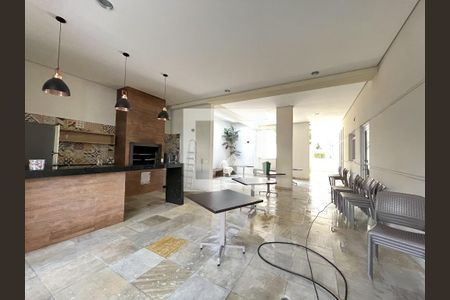 Apartamento à venda com 74m², 2 quartos e 2 vagasÁrea comum - Churrasqueira