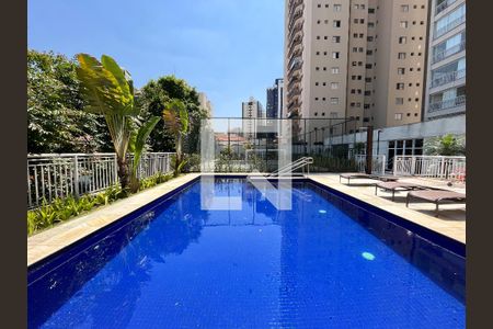 Apartamento à venda com 74m², 2 quartos e 2 vagasÁrea comum - Piscina