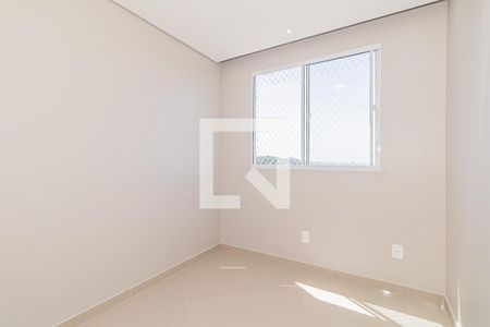 Quarto 2 de apartamento para alugar com 2 quartos, 43m² em Vila Santos, São Paulo
